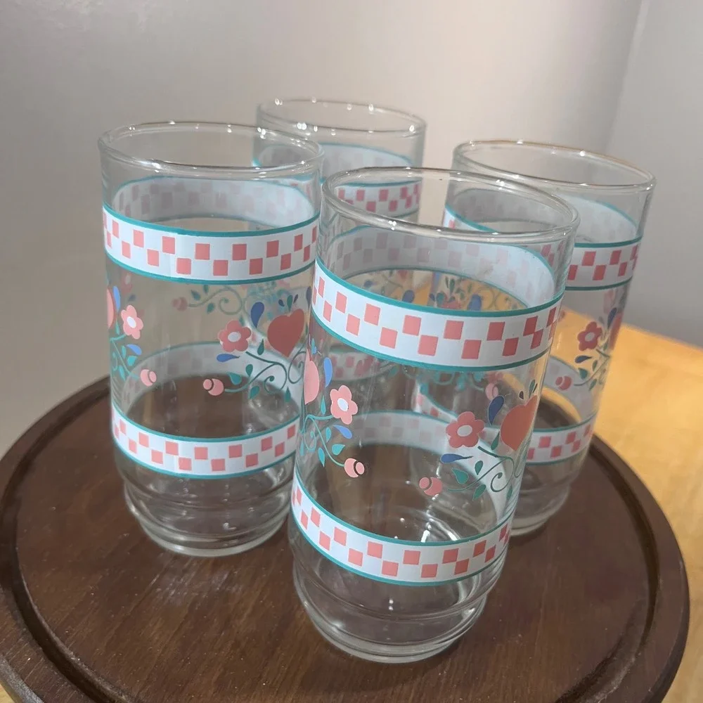 Vtg Set of 4 Country Heart Floral Pink Checkered Teal Glass Tumblers 5.75